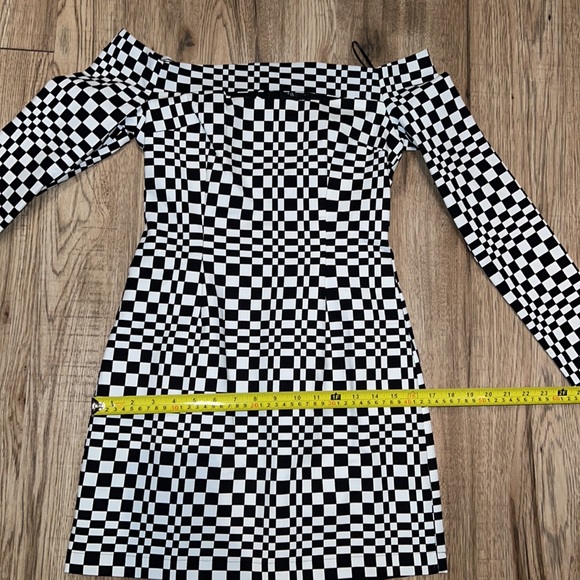 NEW! HP 🥳🥳🥳Zara Checkered Print Mini Dress - Picture 6 of 9
